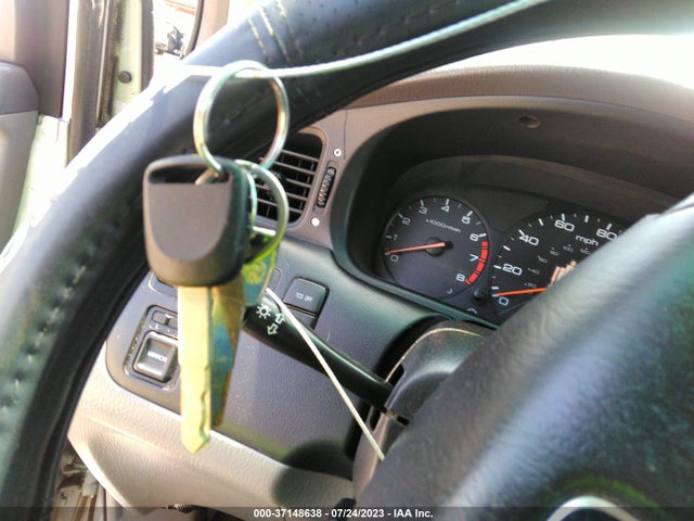 2004 HONDA ODYSSEY EX-L RES VIN: 5FNRL18064B091517