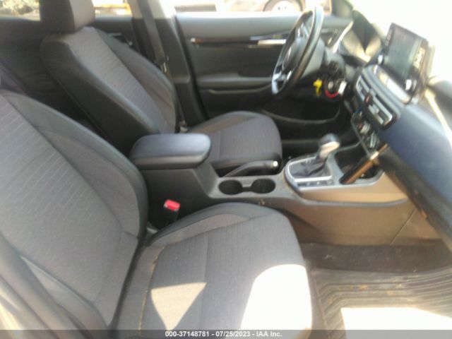 KNDEUCA20M7217895 KIA SELTOS S
