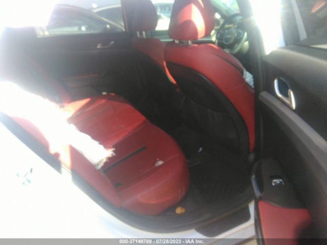 5XXG64J2XNG090932 KIA K5 Gt-line