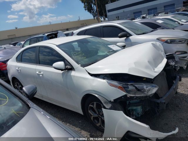 3KPF24AD0KE075305 KIA Forte Lxs