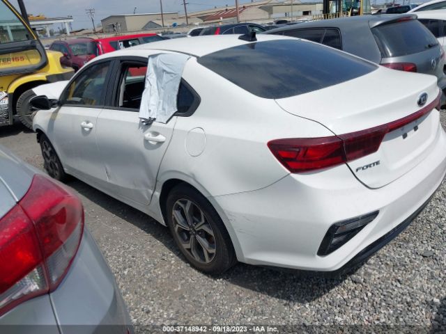 3KPF24AD0KE075305 KIA Forte Lxs