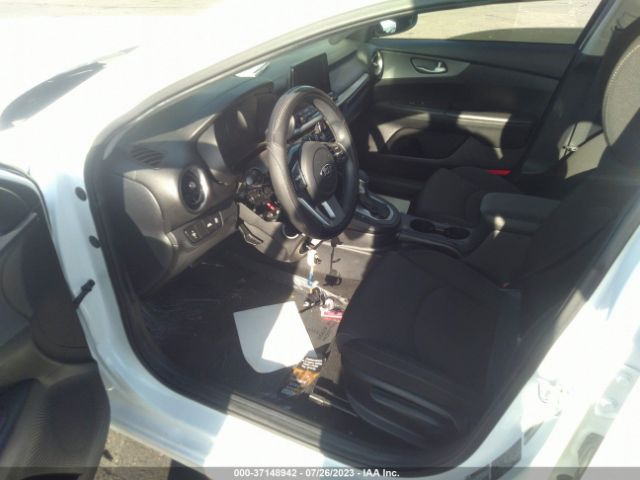3KPF24AD0KE075305 KIA Forte Lxs