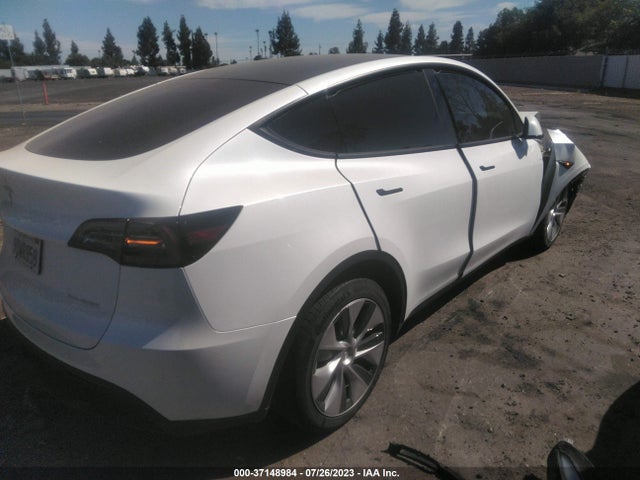 Tesla Model Y Long Range 2023 7SAYGDEE4PF588414 Image 12