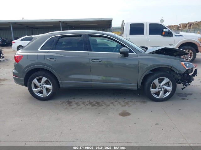 WA1AECF34L1021970 Audi Q3 PREMIUM