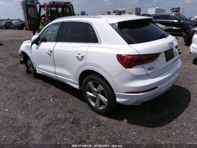 WA1AECF36L1038091 Audi Q3 PREMIUM