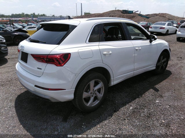 WA1AECF36L1038091 Audi Q3 PREMIUM