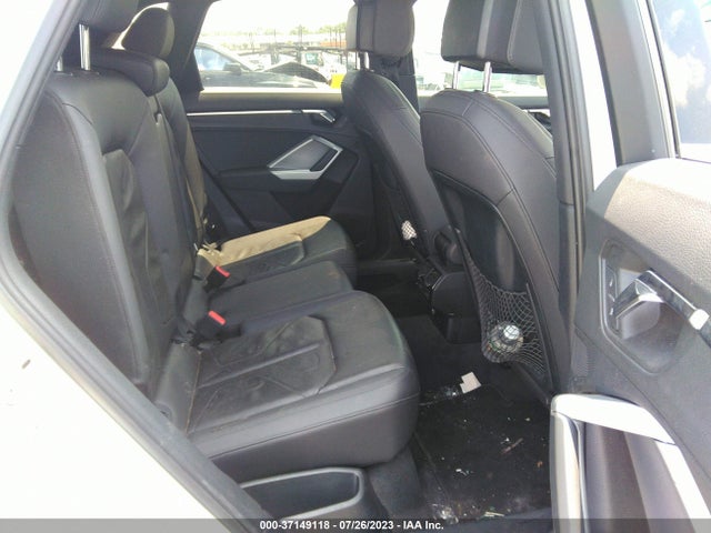 WA1AECF36L1038091 Audi Q3 PREMIUM
