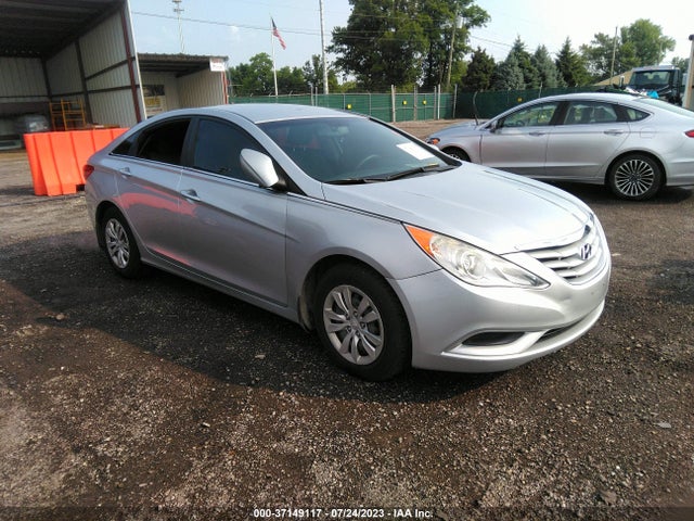 2013 HYUNDAI SONATA GLS VIN: 5NPEB4AC2DH569991