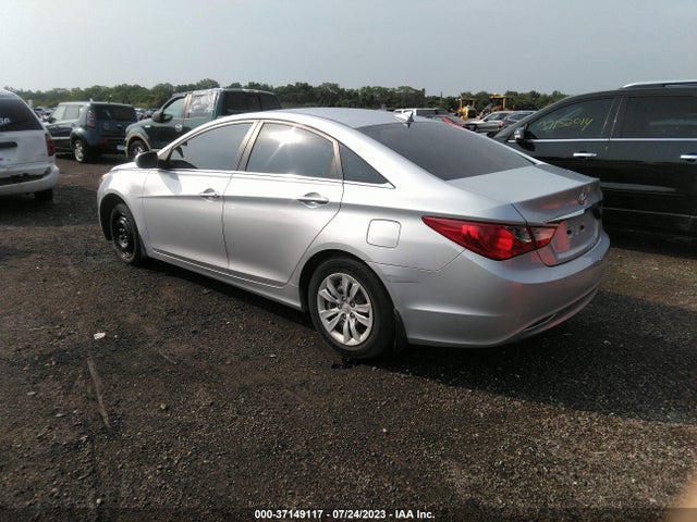 2013 HYUNDAI SONATA GLS VIN: 5NPEB4AC2DH569991