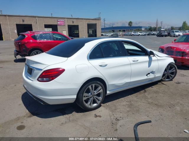 55SWF4JB6JU236900 Mercedes-Benz C-class C 300