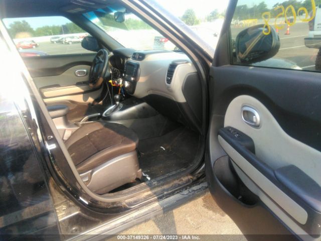 KNDJN2A24K7679797 KIA Soul Base