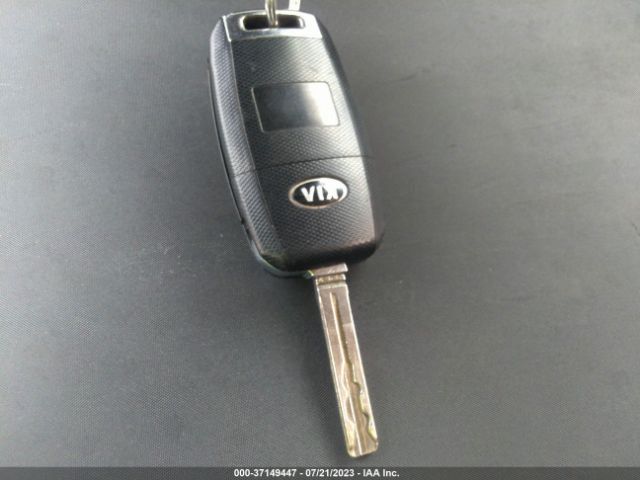 KNADN5A36E6360366 KIA RIO EX