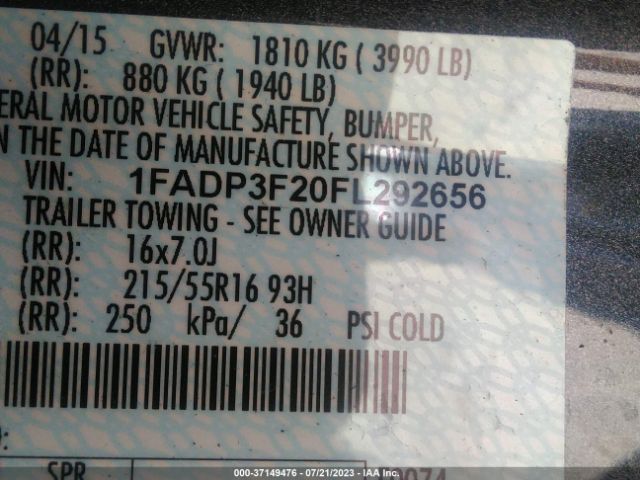 1FADP3F20FL292656 Ford FOCUS SE