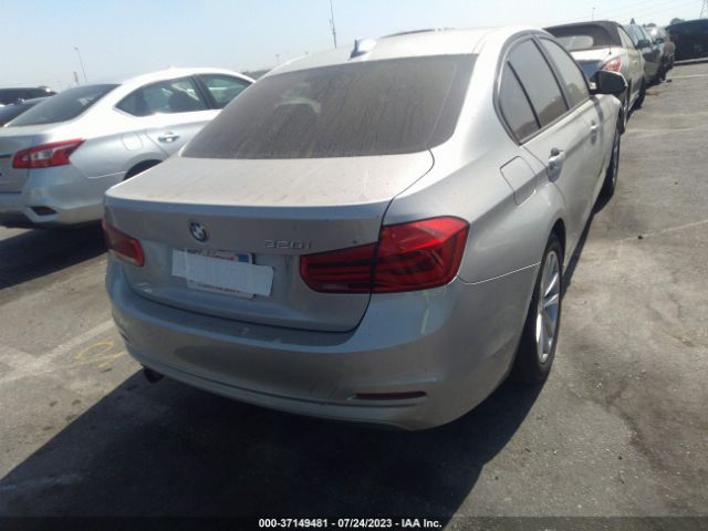WBA8A9C53JAH14521 BMW 3 Series 320i