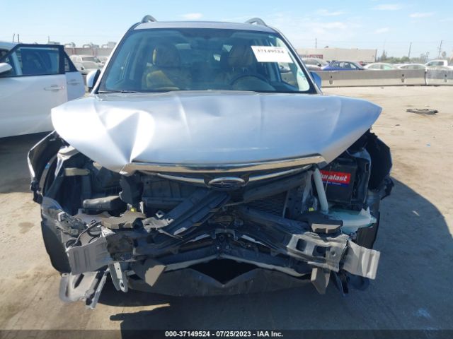 JF2SJAEC8HH415998 Subaru Forester Premium