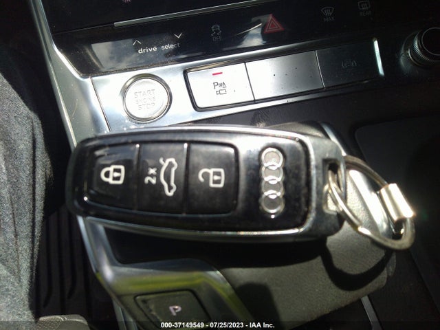 WAUV2AF29KN122745 Audi A7 Prestige