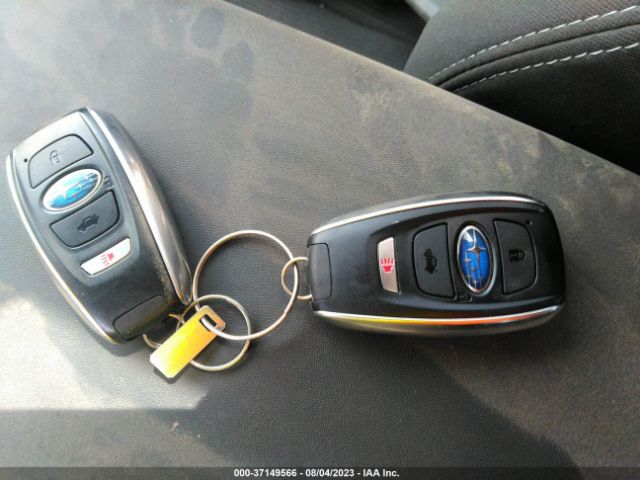 4S3BWAF69P3005814 Subaru Legacy Premium