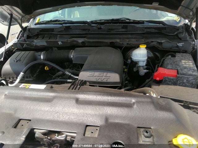 1C6RR7JG2FS734855 RAM 1500 Laramie