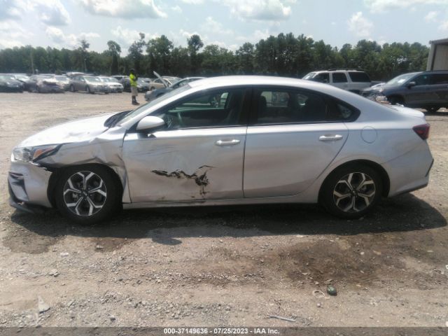 3KPF24AD0ME291979 KIA Forte Lxs