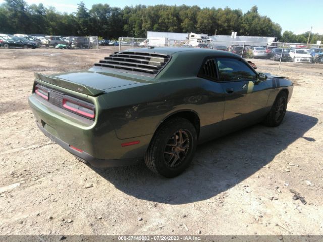 2C3CDZGG8KH688258 Dodge Challenger Sxt