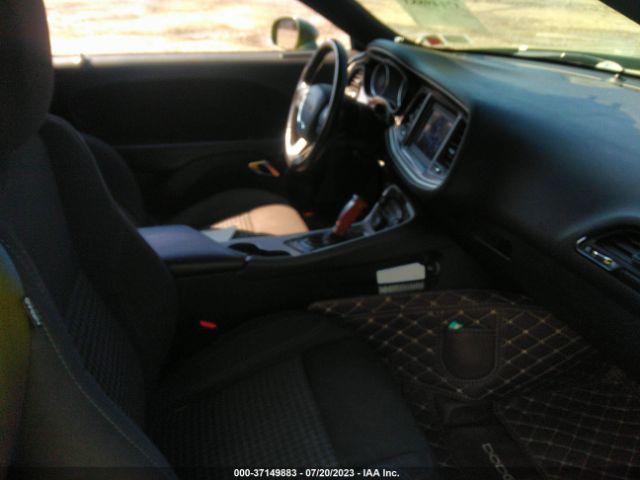 2C3CDZGG8KH688258 Dodge Challenger Sxt
