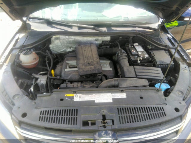 WVGAV7AX5GW044945 Volkswagen Tiguan R-line