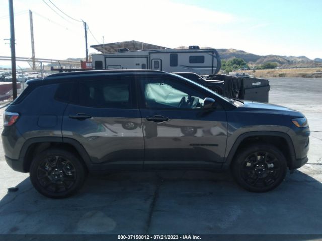 3C4NJDBN4PT535137 Jeep Compass Altitude