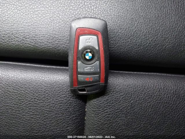 WBA8B9C5XJEE82537 BMW 3 Series 330i