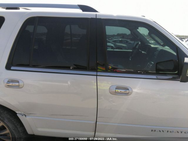 5LMJJ2JT0HEL00845 Lincoln Navigator Select