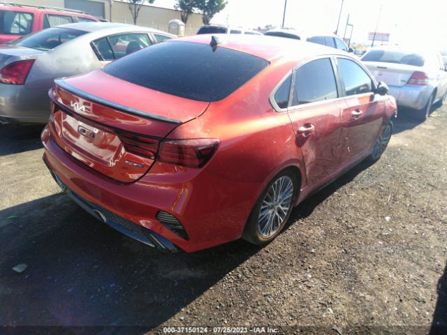 3KPF54AD9NE430824 KIA Forte Gt-line