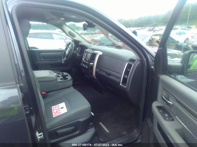1C6RR6GT1ES422572 RAM 1500 Slt