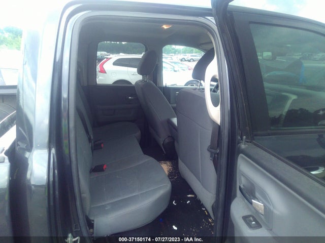 1C6RR6GT1ES422572 RAM 1500 Slt
