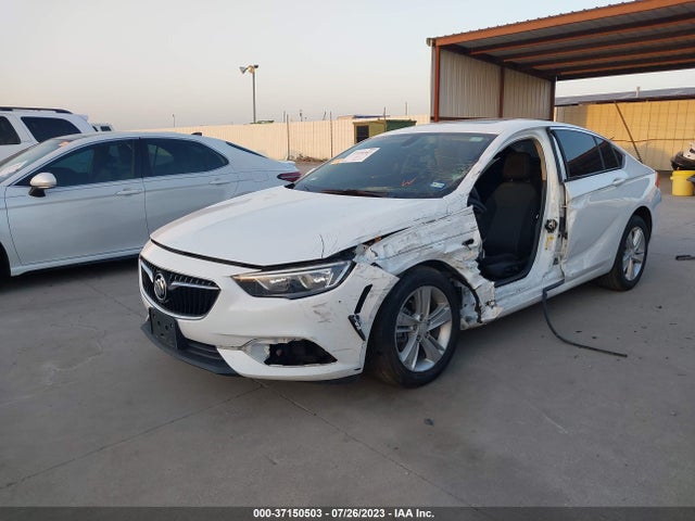 Buick Regal Sportback Preferred 2018 W04GL6SX9J1122610 Image 2