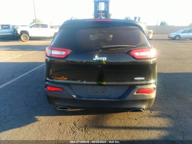 1C4PJLCX2JD523892 Jeep Cherokee Latitude