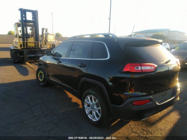 1C4PJLCX2JD523892 Jeep Cherokee Latitude