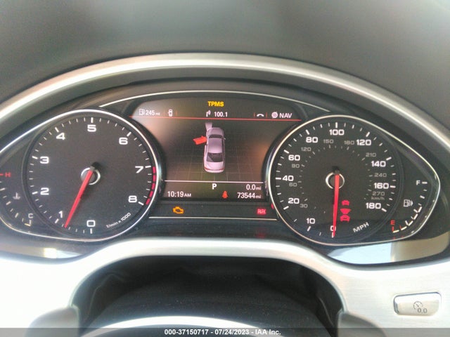 2011 AUDI A8 VIN: WAUAVAFD5BN000858