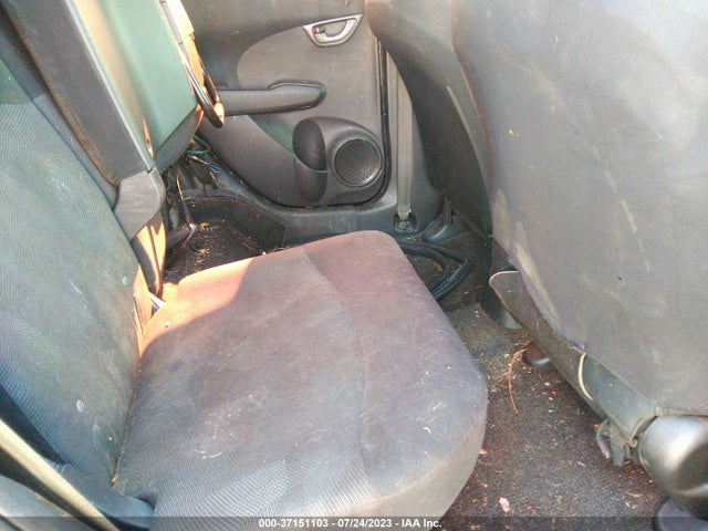 2011 HONDA FIT SPORT VIN: JHMGE8G57BC006443