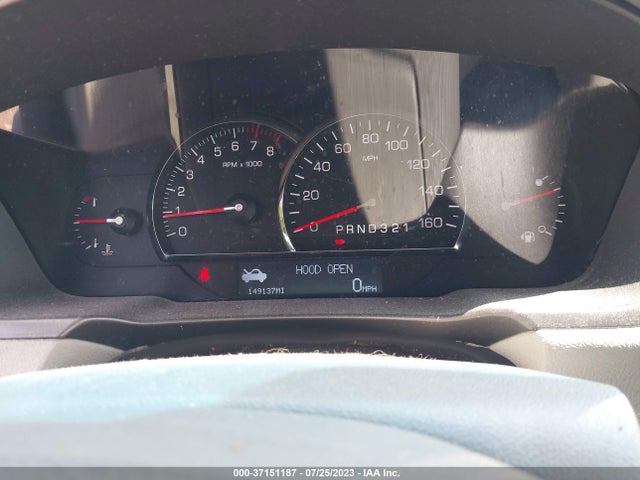 2010 CADILLAC DTS W/1SC VIN: 1G6KD5EY3AU109901