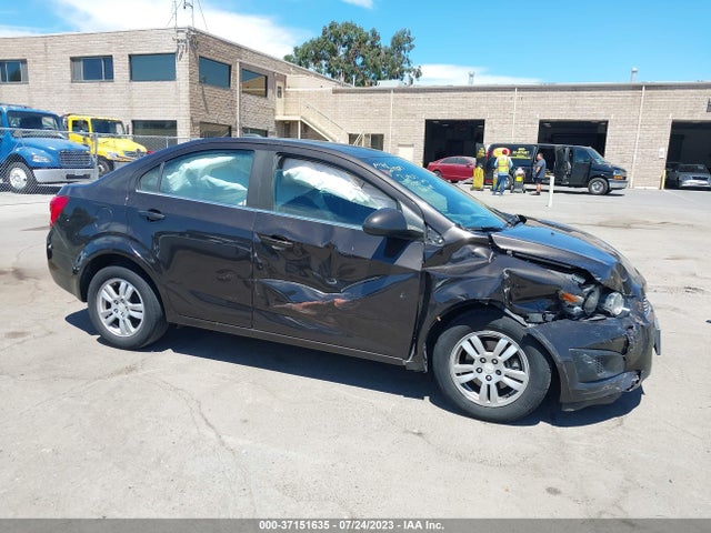 Chevrolet SONIC LT 2015 1G1JC5SG6F4211975 Image 13