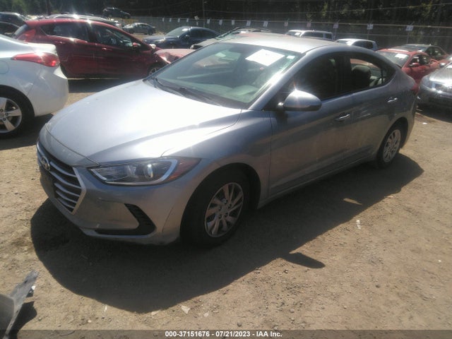 Hyundai ELANTRA SE 2017 5NPD74LF8HH180735 Image 2