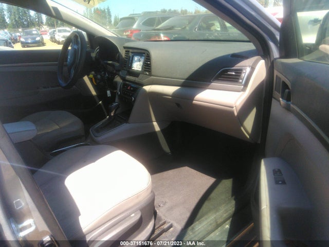 Hyundai ELANTRA SE 2017 5NPD74LF8HH180735 Image 11