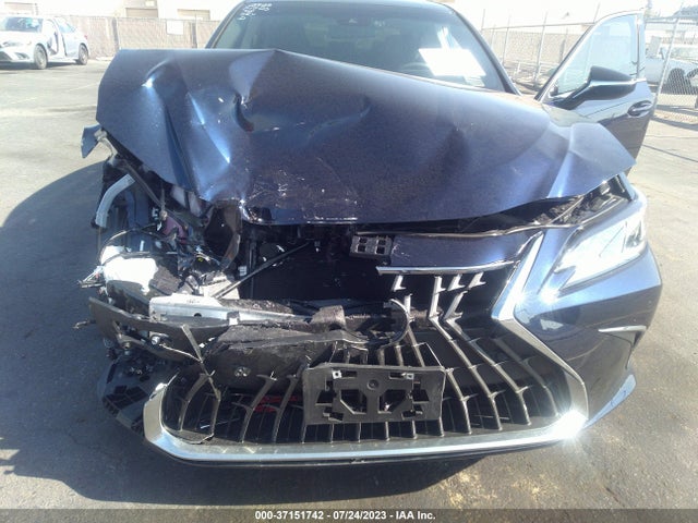 58ADA1C12PU031153 Lexus Es Es 300h