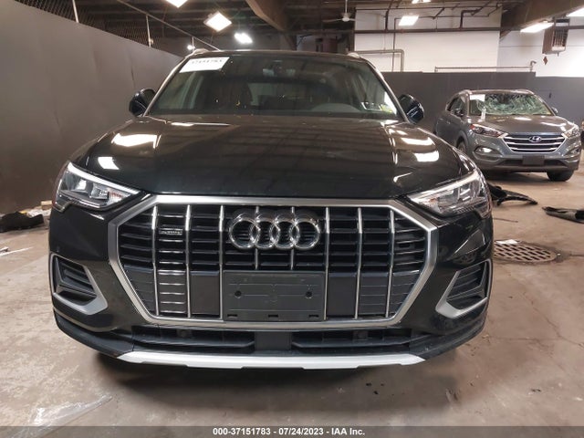 WA1AUCF38M1154817 Audi Q3 PREMIUM