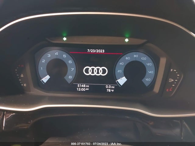 WA1AUCF38M1154817 Audi Q3 PREMIUM