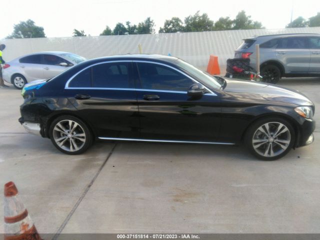 55SWF4JB8HU188004 Mercedes-Benz C-class C 300