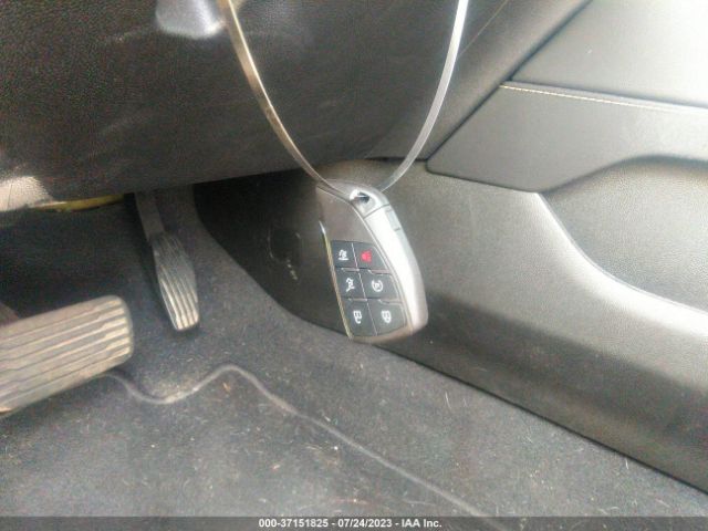 1GKS2GKD3NR167634 GMC Yukon Xl Slt