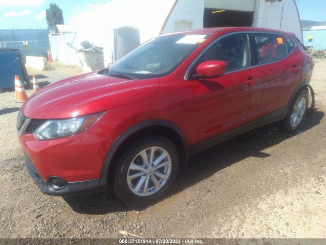 JN1BJ1CR9JW282971 Nissan Rogue Sport S