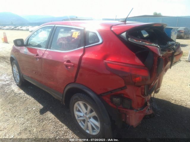 JN1BJ1CR9JW282971 Nissan Rogue Sport S