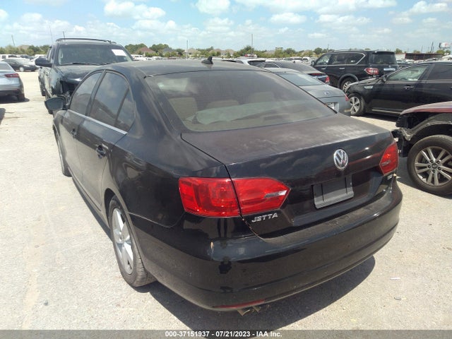 3VWLL7AJ4EM229755 Volkswagen Jetta Sedan Tdi