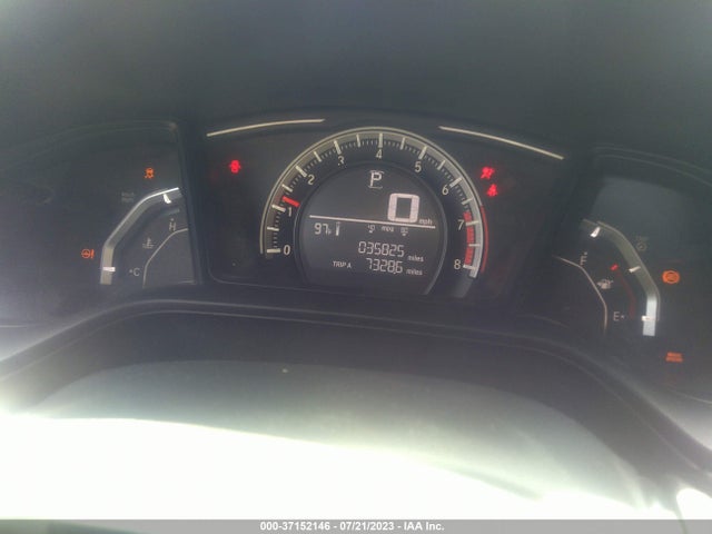 2018 HONDA CIVIC COUPE VIN: 2HGFC4B58JH302149